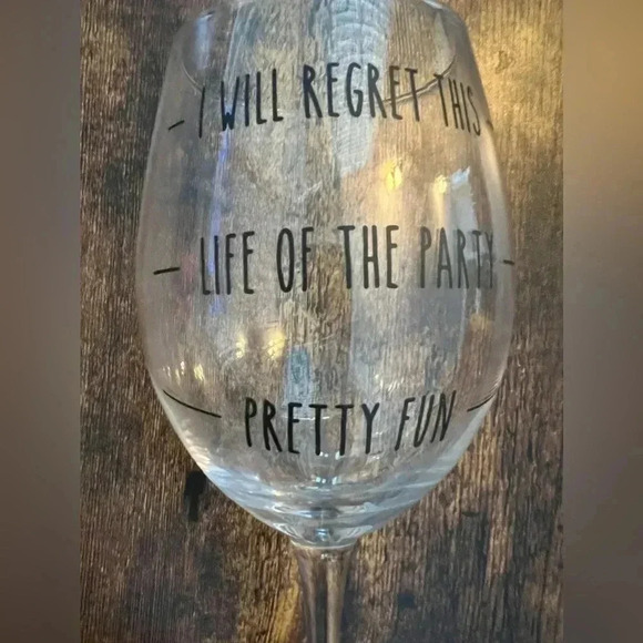 Two’s Company | funny wine glass. - Picture 10 of 10